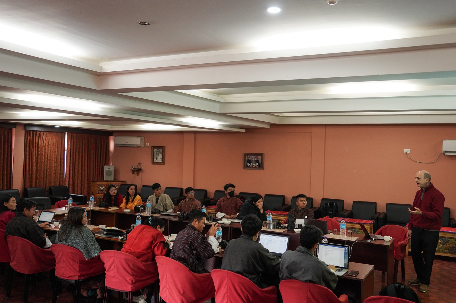 Two-day Creative Photography Workshop for Civil Society Organizations Comes to a Close